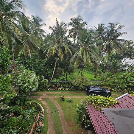 Maleyam Homestay Riverside Kóžikkót Exteriér fotografie