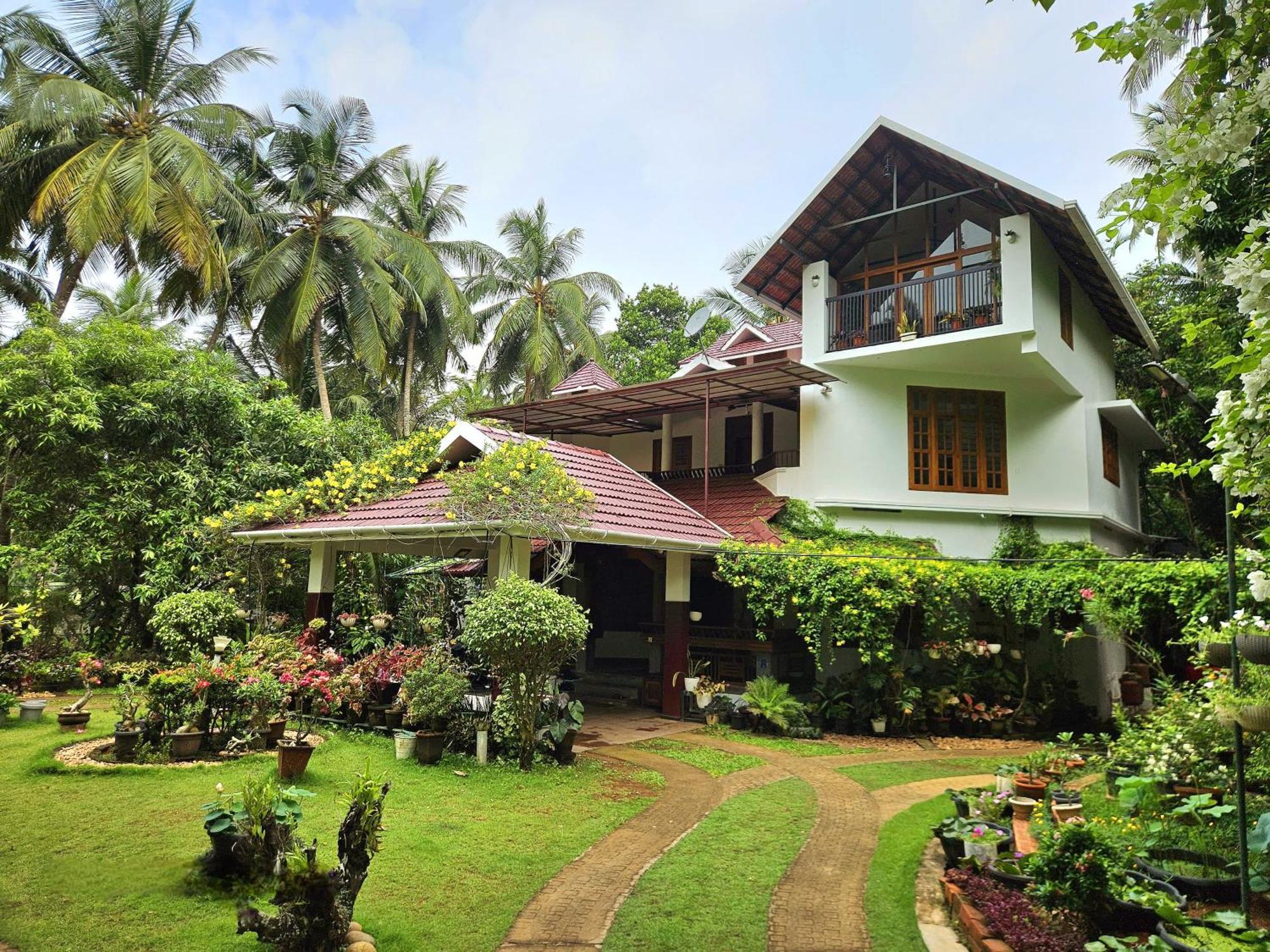 Maleyam Homestay Riverside Kóžikkót Exteriér fotografie